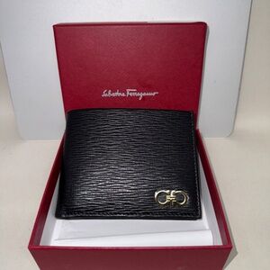 Salvatore Ferragamo Black Mens Revival Bifold Leather Wallet